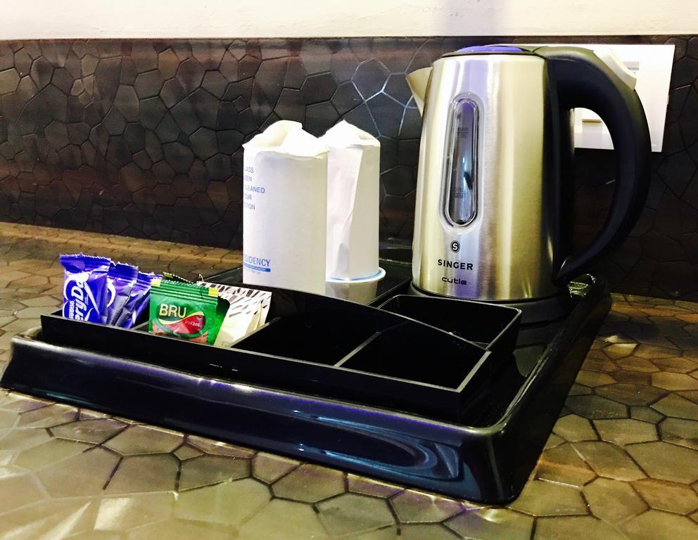 The Park Residency Hotel Greater Noida Eksteriør billede