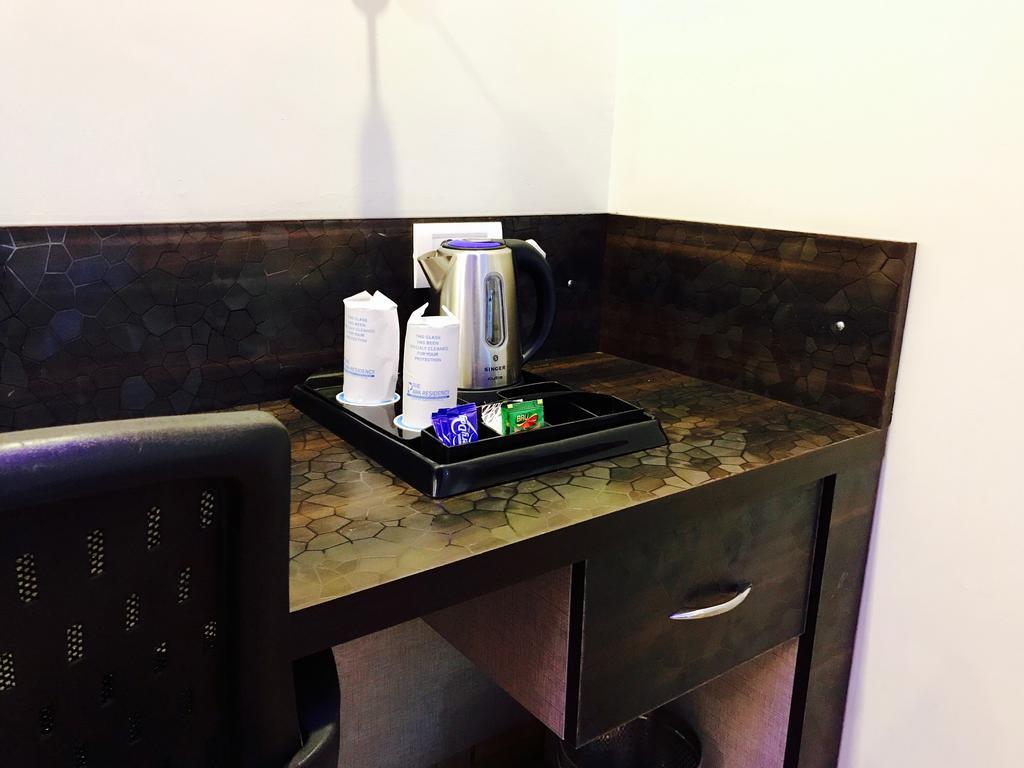 The Park Residency Hotel Greater Noida Eksteriør billede